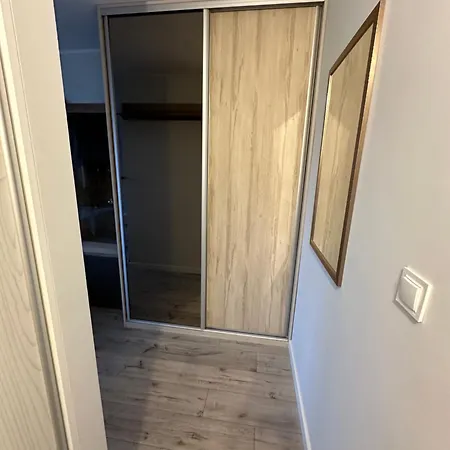 Apartament Pilotow 8
